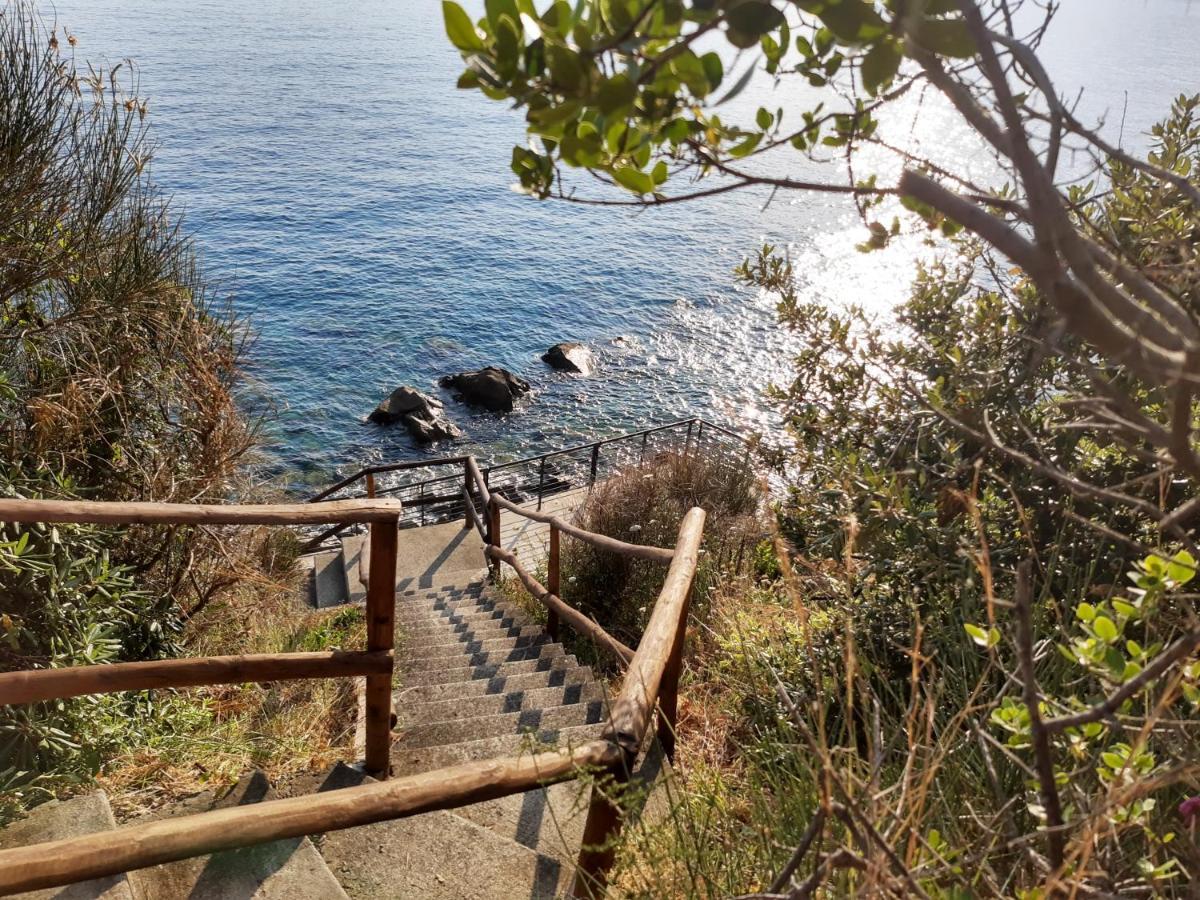 House Libeccio By Holiday World Moneglia Exterior foto